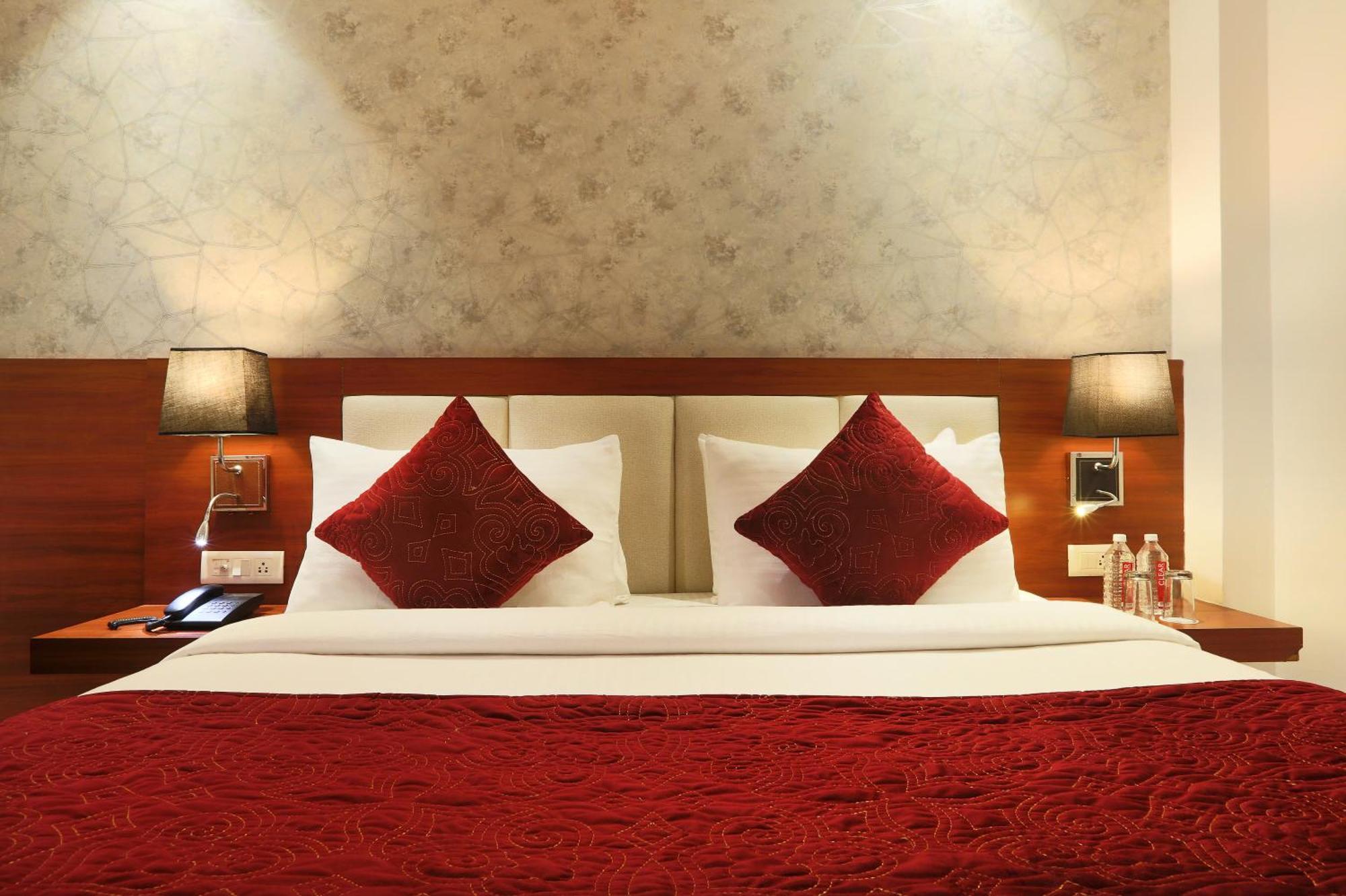 Hotel Arch Suites - Near Aerocity New Delhi Eksteriør billede