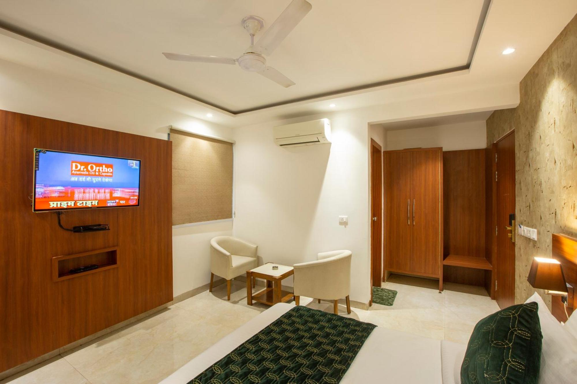 Hotel Arch Suites - Near Aerocity New Delhi Eksteriør billede