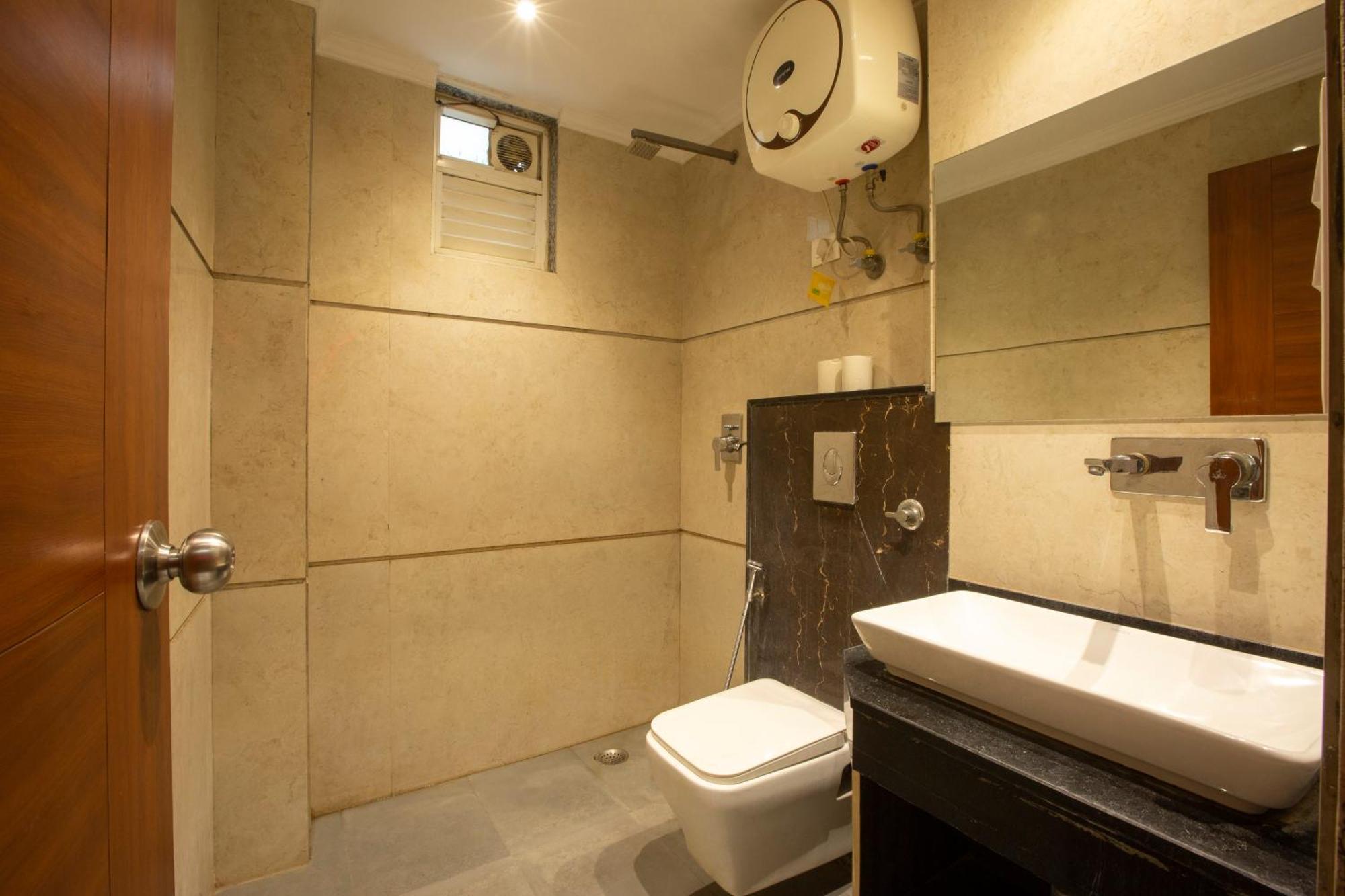 Hotel Arch Suites - Near Aerocity New Delhi Eksteriør billede